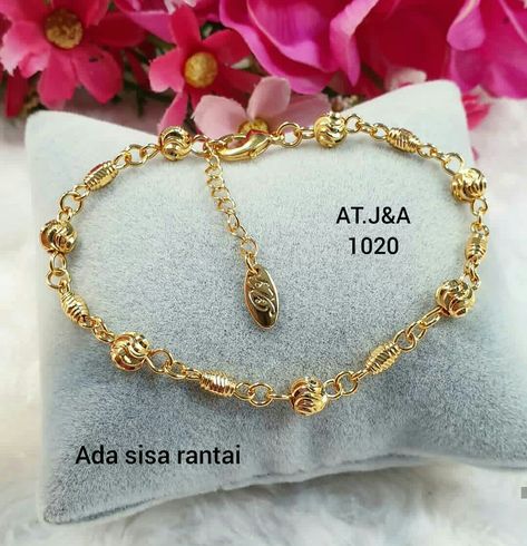 Material rhodium + alloy lapis emas 18k.  Kualitas import premium.  Order wa 0812 80 599 499  Grade AAA+  #gelangcartier #gelangtanganemas #gelang Infinity Bracelet, Cartier, Gold