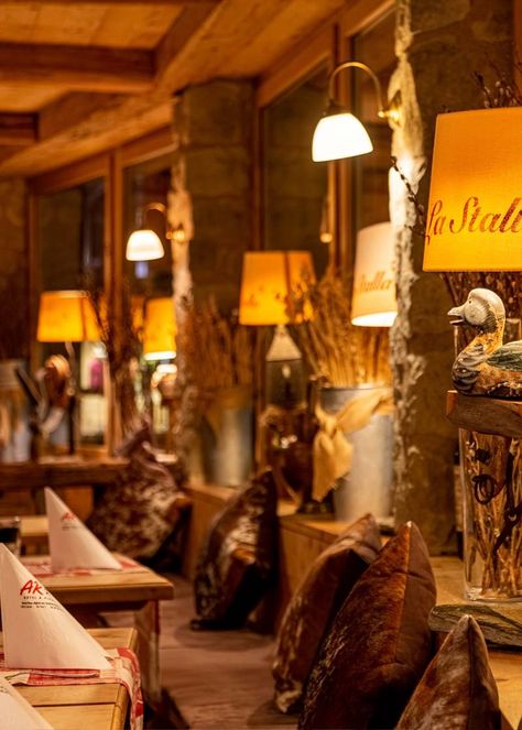 La Stalla Restaurant St. Moritz – Käsefondue Pizzeria Mittagstisch Fondue Restaurant, Swiss Cuisine, Appetizer Menu, Vegetarian Restaurant, Late Night Snacks, Italian Pizza, St Moritz, Lunch Menu, Good Pizza