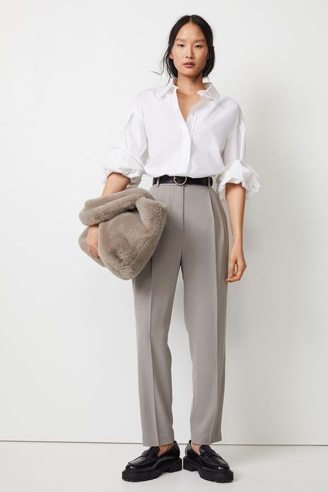 The 9 Best Clothing Styles for Petite Women | Who What Wear UK Styles For Petite Women, Capsule Wardrobe Outfits, Trouser Outfit, Trouser Outfits, Maxi Cardigan, Love Jeans, Wardrobe Outfits, Trouser Pants Women, Trouser Style