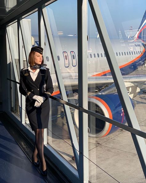 Aeroflot Airlines, Air Hostess Uniform, Airplane Food, Flight Attendant Fashion, Flight Attendant Uniform, Airport Aesthetic, Flight Attendant Life, Air Hostess, Virgin Atlantic