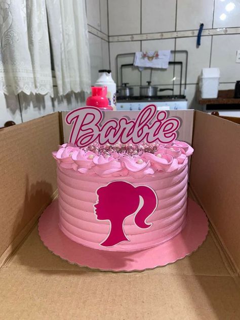 Simple Barbie Birthday Cake, Pink Birthday Cake Barbie, Pink Barbie Cake Designs, Barbie Cake For Women, 30th Barbie Cake, Pink Barbie Birthday Cake, Simple Barbie Cake, Barbie Pool Cake, Diy Barbie Cake