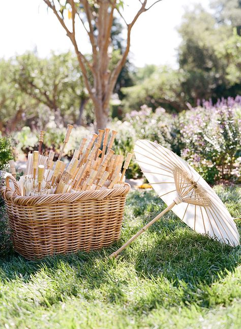 Yummy Cocktails, Parasol Wedding, San Ysidro Ranch, Paper Parasol, Cocktail Hour Wedding, San Ysidro, Summer Bride, Wedding Inspiration Summer, Santa Barbara Wedding