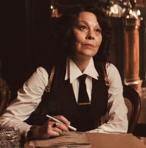 Polly Shelby Style, Polly Gray Outfits Peaky Blinders, Polly Gray Aesthetic, Peaky Blinders Female Outfit, Polly Gray Outfit, Disfraz Peaky Blinders, Polly Gray Peaky Blinders, Peaky Blinders Halloween, Polly Peaky Blinders