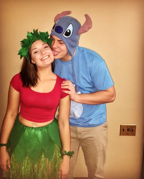 Lilo and Stitch Halloween costume Lilo And Stitch Halloween, Stitch Halloween Costume, Native American Halloween Costume, Blonde Halloween Costumes, Stitch Costume, Meme Costume, Mickey Halloween Party, Lilo Und Stitch, Carnaval Costume