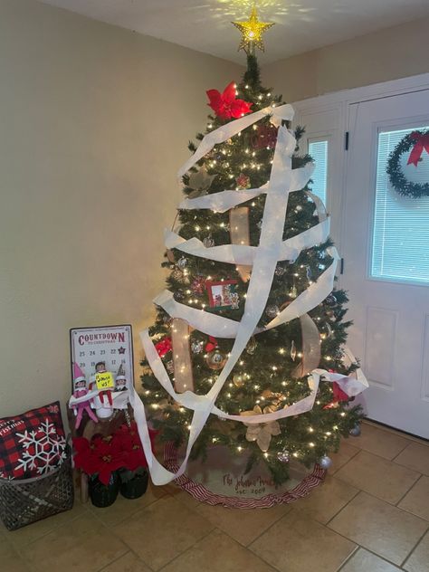 Toilet paper tree wrapping Elf Toilet Paper Tree, Elf On The Shelf Wrapping Paper, Toilet Paper Trees, Elf Tree, The Elf On The Shelf, Paper Tree, Elf On Shelf, Elf On The Shelf Ideas, Shelf Ideas