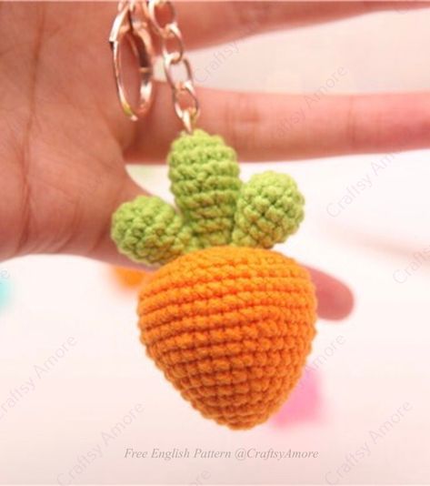 Crochet Easter Keychain, Carrot Crochet Pattern Free, Carrot Amigurumi, Crochet Carrot, Keychain Amigurumi, Ideas For Crochet, Free Pattern Crochet, Keychain Pattern, Crochet Easter