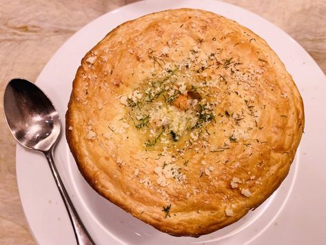 Scallop Pie Recipe, Sweet Potato Cobbler, Seafood Pot Pie, Seafood Pot, Pastry Puff, Veggie Fritters, Sweet Potato Thanksgiving, Seafood Recipe, Savory Pastry