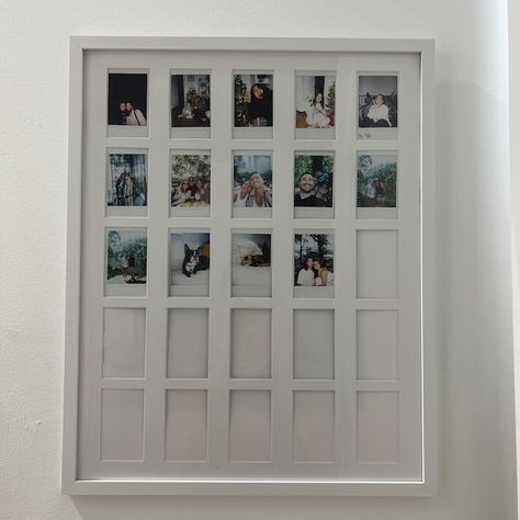 Instax Mini Ideas, Instax Mini Album, Instax Mini Film, Wall Art Ideas, Film Photo, Mini Frames, Photo Matting, Instax Mini, Mini Album