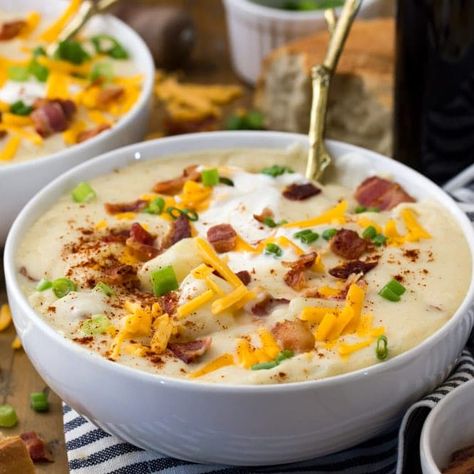 The Ultimate Potato Soup Recipe Ultimate Potato Soup Recipe, Creamy Potato Soup Recipe, Sugar Spun Run, Baked Potato Soup Recipe, Loaded Baked Potato Soup, Creamy Potato Soup, Cheesy Potato, Baked Potato Soup, Loaded Baked Potatoes