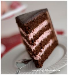 Chocolate Cake With Strawberries Filling, Strawberry Mousse Recipe Cake Fillings, Strawberry Mouse Cake Filling, Strawberry Mousse Cake Filling, Chocolate Cake Filling Ideas, Cupcake Fillings, Dessert Fillings, Mousse Cake Filling, Strawberry Mousse Filling