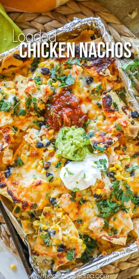 Loaded Chicken Nachos with Sour Cream, Salsa and Guacamole Baked Chicken Nachos, Loaded Chicken Nachos, Salsa And Guacamole, Chicken Nachos Recipe, Loaded Chicken, Nachos Recipe Easy, Recipe Beef, Chicken Nachos, Queso Dip