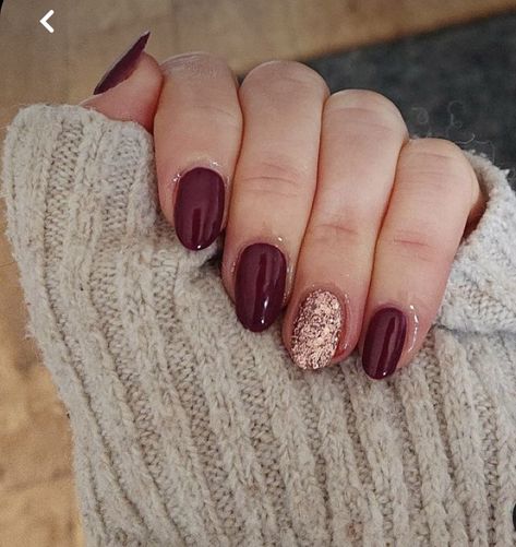 November Nails Colors, Vampy Nails, November Nail Designs, Kutek Disney, Simple Fall Nails, Maroon Nails, November Nails, Short Gel Nails, Fall Gel Nails