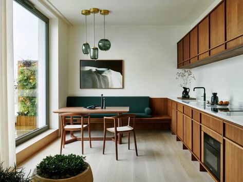 A Japanese-Inspired Interior in Berlin - Mid Century Home European Living, Communal Kitchen, Berlin Design, Kitchen Seating, Asian Kitchen, Popular Kitchens, Japanese Interior, Design Del Prodotto, Japan Design