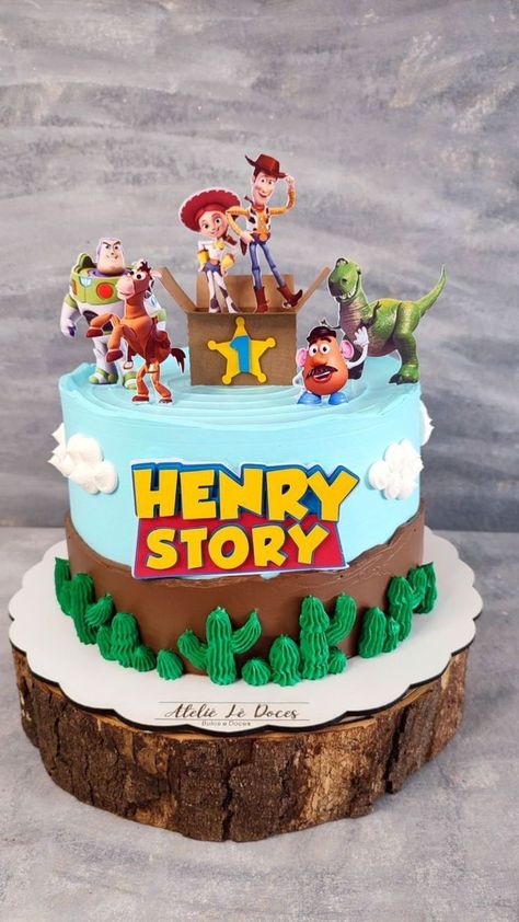 Bolo Snoopy, Toy Story Birthday Cake, Toy Story Party Decorations, Toy Story Theme, Toy Story Cakes, Happy Birthday Art, Cupcake Cake Designs, Toy Story Birthday Party, Toy Story Buzz