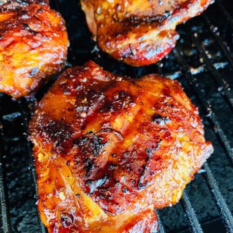 Smoked Candied Garlic Chicken Thighs - If You Give a Girl a Grill Smoked Citrus Chicken, Chicken Thigh Smoker Recipes, Traeger Chicken Recipes, Candied Garlic, Traeger Chicken Thighs, Smoked Chicken Thighs, Traeger Chicken, Pellet Smoker Recipes, Garlic Chicken Thighs