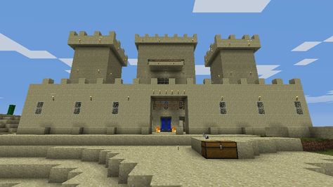 Sand Castle Minecraft Project Minecraft Sandcastle, Minecraft Sand Castle, Castle Minecraft, Minecraft House Tutorials, Art Fan, Minecraft Map, Minecraft Construction, Minecraft House, Minecraft Stuff