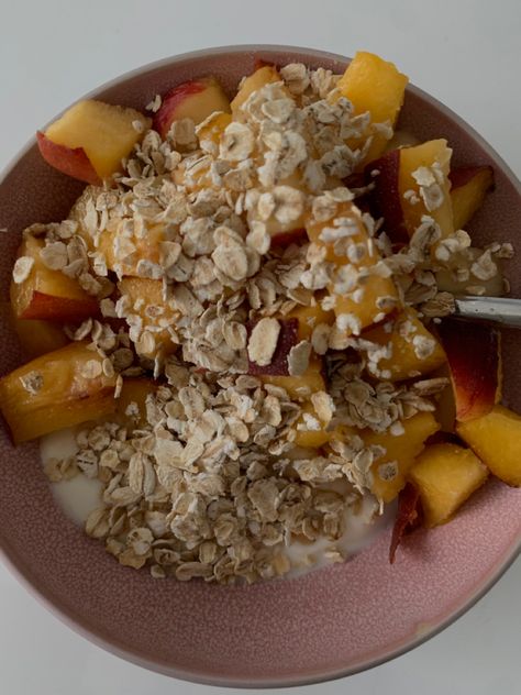 Peach Oats, Instagram Photo Ideas, Ootd Spring, Food Inspo, Inspiration Fashion, Photo Instagram, Healthy Foods, Fashion Summer, Fashion Fashion