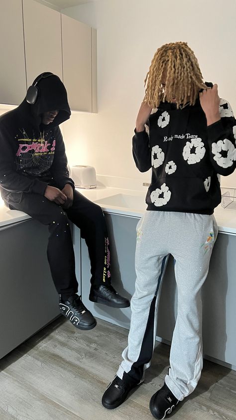 Outfit details: black pink sp5der tracksuit, ready made tears denim tears hoodie, mnml flares, black cpfm af1. Denim Tears Hoodie Outfit, Sp5der Tracksuit, Cpfm Af1, Denim Tears Outfit, Sp5der Hoodie Outfit, Denim Tears, Hoodie Outfit, Ready Made, Outfit Details