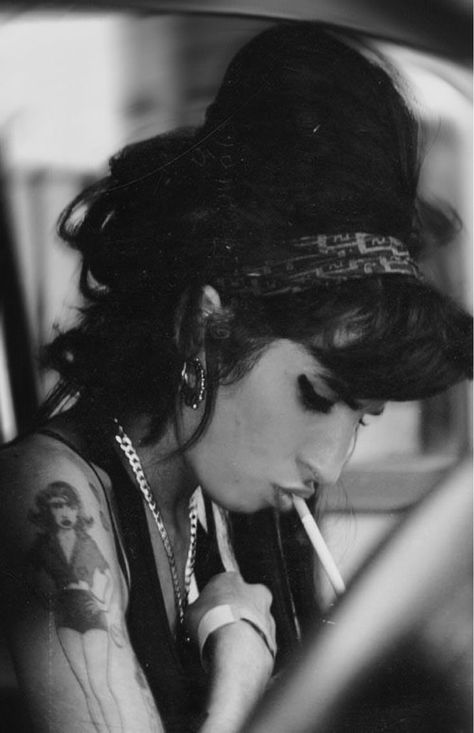 Amy Wine, Amy Winehouse Style, Amy W, Amazing Amy, Amy Winehouse, Look At You, Beautiful People, My Girl, Diva