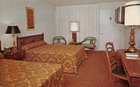 The 1722 Motor Lodge, Lancaster, Pennsylvania | by SwellMap Madonna Inn Rooms, Motor Lodge, Vintage Motel, Motel Room, Lancaster Pennsylvania, Vintage Hotels, Hotel Motel, Vintage Interiors, Decoration Inspiration