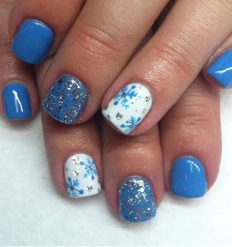 75+ Stunning Winter Nail Art Designs for the Christmas Holidays - HubPages Gel Nail Designs January, Sns Nails Designs Winter, January Dipped Nails, Very Short Gel Nails Winter, Cute Winter Nails Acrylic Short, January Nail Designs Short, January Nail Colors Dip, Toe Nail Designs For Winter, Winter Fingernails