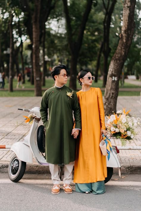 Ao Dai Street Style, Ao Dai Engagement Photos, Vietnamese Engagement Photos, Vietnam Engagement Photos, Ao Dai Couple, Vietnamese Photoshoot, Vietnamese Wedding Photography, Bridal Ao Dai, Engagement Dress For Groom