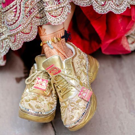 Came across these stunning bridal sneakers and thought to share this inspiration with all brides-to-be who are not a fan of heels 😁 4th picture is our favourite 😍 In Frame: @richa_mehta Bridal Sneakers by: @funkyntrendy_ Photography: @coolbluezphotography Follow @wishnwed for Indian wedding inspiration #bridal #bridalsneakers #bridalshoes #indianbride #bridestyle #viral #wishnwed #indianbride #classy #comfy #elegant #handmadesneakers #sneakerslove #instasale #instashoes #shoesonsale ... Bridal Footwear Indian, Bridal Look Indian, Indian Bridal Look, Sneakers Wedding, Bridal Footwear, Bridal Sneakers, Shoes Bride, Festival Shoes, Wedding Sneakers