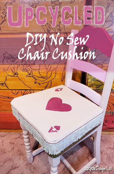 Alice In Wonderland Furniture Diy Ideas, Wonderland House, Craft Room Makeover, Wonderland Room, Wonderland Crafts, Alice In Wonderland Garden, Wonderland Garden, Alice In Wonderland Crafts, Alice In Wonderland Room