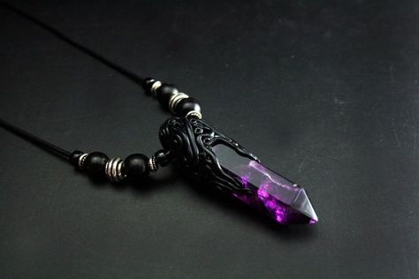 Stile Harry Potter, Amethyst Necklace Pendant, Purple Fluorite, Mens Necklace, Magical Jewelry, Fan Fiction, Fantasy Jewelry, Men's Necklace, Amethyst Pendant