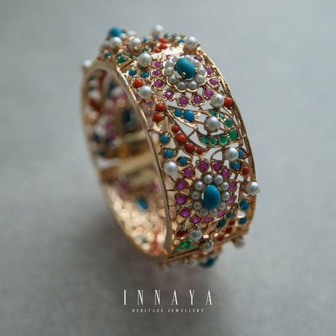 INNAYA HERITAGE JEWELLERY on Instagram: “LOTUS BANGLE INNAYA HERITAGE JEWELLERY A delicate statement piece for lovers of detail and class this beautiful handcrafted piece is…” Lotus Bangle, Mughal Jewelry, Wedding Jewellery Designs, Bangle Design, Gold Bangles For Women, Antique Jewellery Designs, Heritage Jewellery, Bangles And Bracelets, Asian Jewelry