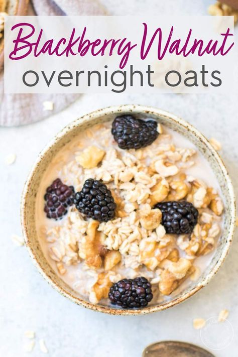 Blackberry Overnight Oats, Walnut Overnight Oats, Easy Oatmeal Recipes, Oats Recipes Breakfast, Milk Oatmeal, Fruit Desserts Easy, Cook Breakfast, Prebiotic Foods, Food Meaning