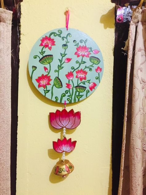 Symmetrical Painting, Diy Diwali Decorations, Flower Decorations Diy, Diy Wall Art Decor, Art And Craft Videos, Art Decor Diy, Craft Room Decor, Handmade Wall Art, Diy Crafts Room Decor