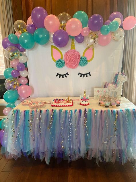 Pink Purple And Turquoise Party, Unicorn Birthday Decor Ideas, Unicorn 1st Birthday Party Decorations, Unicorn Arch Balloons, Unicorn 3rd Birthday Party Decorations, Unicorn Themed 1st Birthday Party, Unicorn Birthday Balloon Arch, Unicorn Birthday Decorations Diy, 2nd Birthday Unicorn Theme