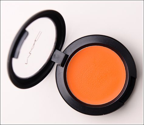 MAC Optimistic Orange Cremeblend Blush <-- bought this yesterday, can't wait to use it! Blush Mac, Orange Blush, Beauty Treats, Peach Blush, Cosmetic Shop, Orange Aesthetic, Orange Crush, Makeup Obsession, Makeup Goals