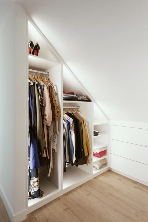 Attic Storage Ideas, Small Attic Spaces, Loft Conversion Bedroom, Built In Closet, Attic Bedroom Storage, Attic Wardrobe, Attic Bedroom Designs, Attic Closet, Loft Storage