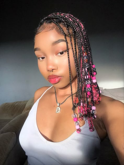 Natural Braided Hairstyles Without Weave With Beads, Natural Hair With Beads, Mini Braids With Beads, Unique Braided Hairstyles, Cornrows Braids For Black Women, Cabello Afro Natural, Pretty Braids, Short Box Braids Hairstyles, Cute Braided Hairstyles