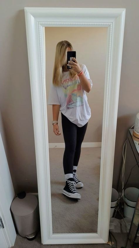 White Girl Outfits, Basic Girl Outfit, Outfit Hacks, Simple Outfits For School, School Fit, Casual Preppy Outfits, Trendy Outfits For Teens, Casual School Outfits, Cute Outfits For School