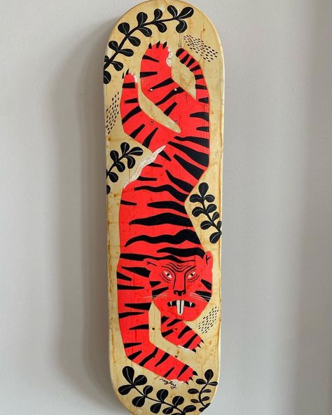 Inkygoodness on Instagram: “Fluorescent Tiger by @keith_negley - Contribution to #5050forruston for @skateparkofruston. #skatepark #skateboard #skateboardlife…” Skateboard Design, Skate Park, Surfboard, Art Reference, Skateboard, Auction, Drawings, On Instagram, Instagram