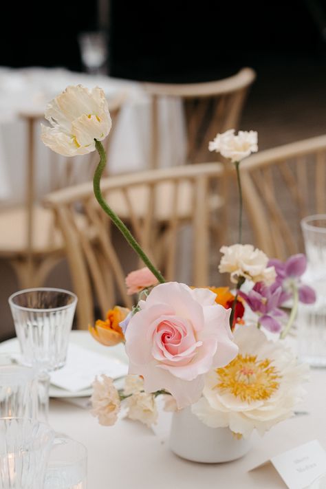 Small arrangements in ceramic cylinders created by @rosehipsocial and captured by @forgedinthe Ceramic Cylinders, Small Flower Vases, Round Table Centerpieces, Flower Centrepieces, Small Arrangements, Aesthetic Shots, Round Wedding Tables, Citrus Wedding, Table Arrangements Wedding