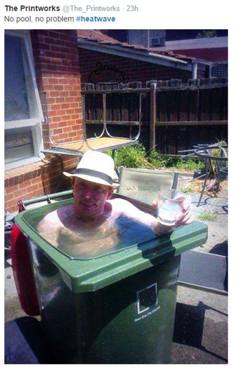 How Britain survived the heat with a sense of humour! #dailymail Summer In Ireland, Swimming Pool Photos, Pool Photos, Golf Humor, Chuck Norris, How I Feel, Funny Photos, Hot Tub, I Laughed