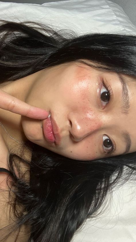 STRAWBERRY 🍓 MAKEUP LOOK Asian Freckles Makeup, Asian Freckles, Strawberry Makeup Look, Teen Girl Black, Natural Blush Makeup, Strawberry Makeup, Girl Black Hair, Bushy Brows, Pouty Face