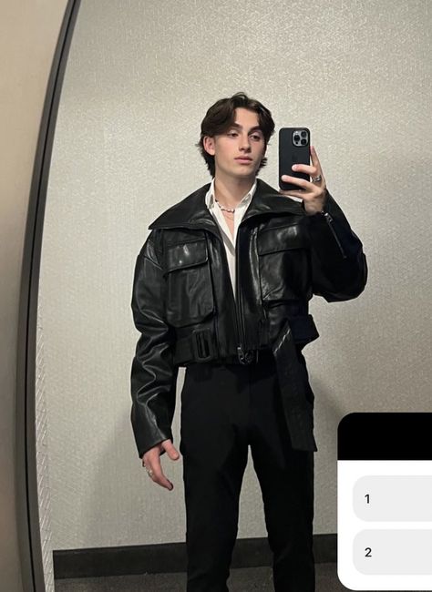 Cropped Jacket Outfit Men, Cropped Jacket Outfit, Starboy Aesthetic, Jacket Outfit Men, Biker Jacket Outfit, Aw 2023, Leather Jacket Outfit Men, Cropped Biker Jacket, Jacket Streetwear