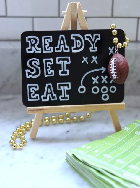 Football First Birthday, Football Banquet, Football Party Decorations, Football Baby Shower, Sports Theme Birthday, Sports Birthday Party, Football Theme Party, Football Birthday Party, Football Decorations