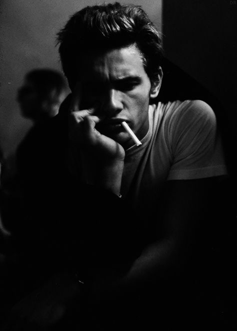 ♂ Black and white photography man portrait James Franco Low Key Photography, Eyes Photography, Photography Men, James Franco, Foto Poses, James Dean, Black And White Portraits, Male Portrait, Ideas Photography