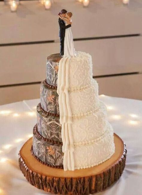 Camouflage Wedding Cake, Spring Country Wedding Ideas, Camouflage Wedding Ideas, Fun Wedding Cakes, Camo Wedding Cakes, Country Wedding Inspiration, Country Wedding Cakes, Sentimental Wedding, Country Theme Wedding