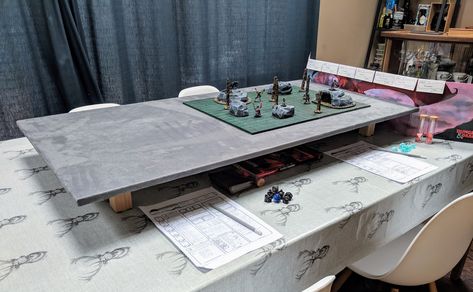 D&DIY – Table Riser – Board Geek Girl Huge Dining Table, Dnd Table, Table Riser, Spell Cards, Board Games Diy, Build A Table, Kallax Shelf, Dungeon Tiles, Battle Map