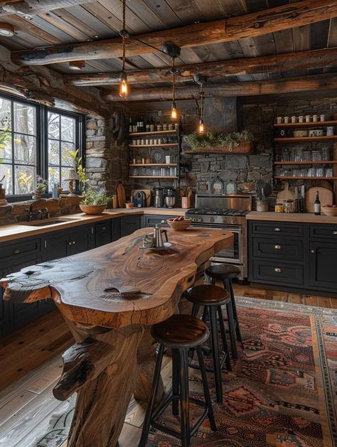 Black Rustic House Interior Design, Large Rustic Kitchen, Rustic Kitchen Islands, Rustic Cabin Kitchen, Rustic Barn Homes, Cabin Kitchen Decor, Winter Kitchen, Western Kitchen, House Flippers