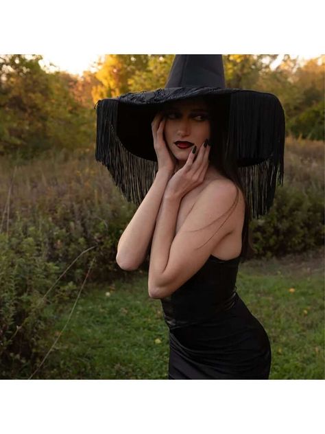 1pc Ladies' Black Oxford Cloth Witch Hat With Pleats & Tassels, Perfect For Party, Dance And Cosplay Costume | SHEIN USA Witch Hats Costume, Men Cosplay, Black Witch Hat, Wizard Hat, Hat Party, Adornos Halloween, Halloween Witch Hat, Halloween Masquerade, Male Cosplay