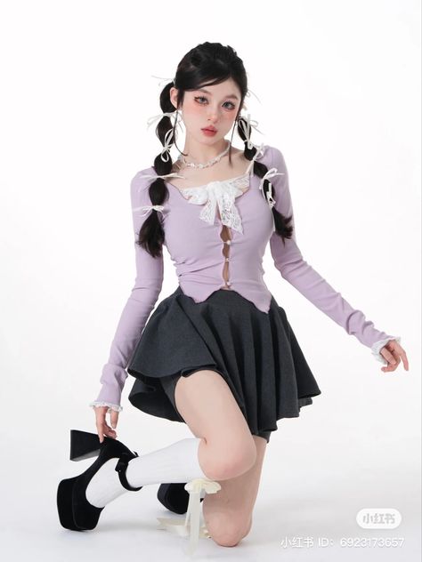 Female Pose Reference, Stage Outfit, Kawaii Fashion Outfits, Poses References, Lace Ribbon, Female Poses, Really Cute Outfits, Looks Style, Fashion Poses