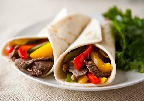 NRA Blog | Friday Feast: Grilled Duck Fajitas Peper Steak, Pork Fajitas, Fajita Marinade, Flat Iron Steak, Diner Recept, Fajita Seasoning, Fajita Recipe, Steak Fajitas, Pepper Steak